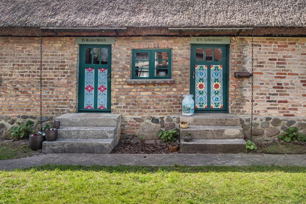 Апартаменты Hexenhaus Auf Ruegen Rappin Экстерьер фото